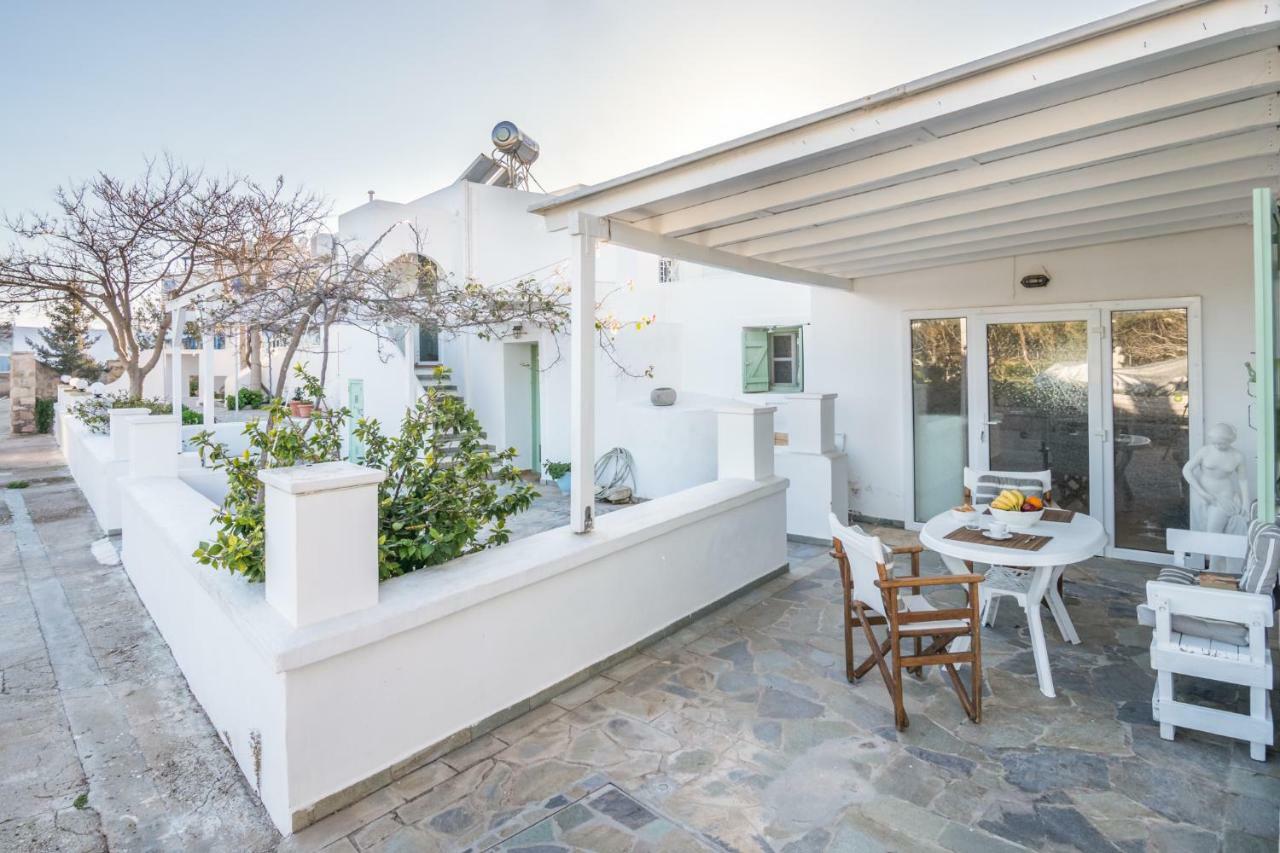 Georgia'S House & Apartment Αδάμας Εξωτερικό φωτογραφία